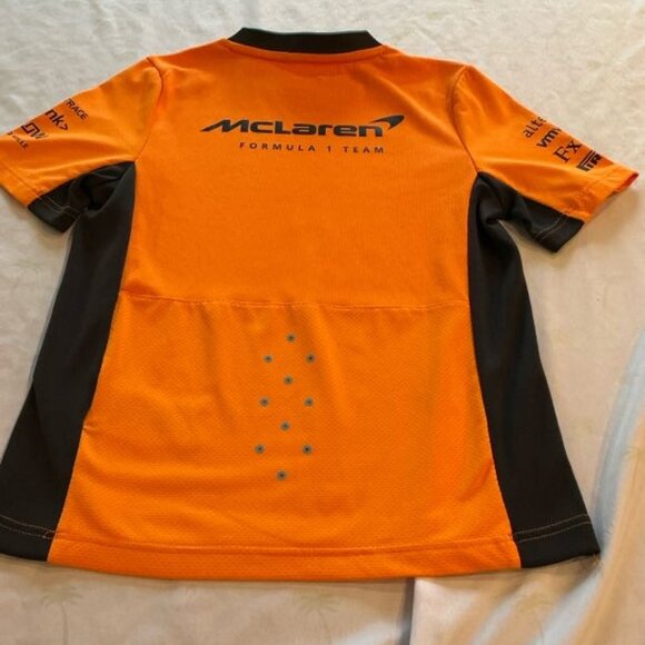 McLaren 2023 Team Setup T-Shirt Kids/Youth Small - Picture 2 of 4